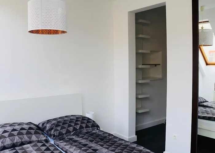 Rozmaring Apartman Pecs